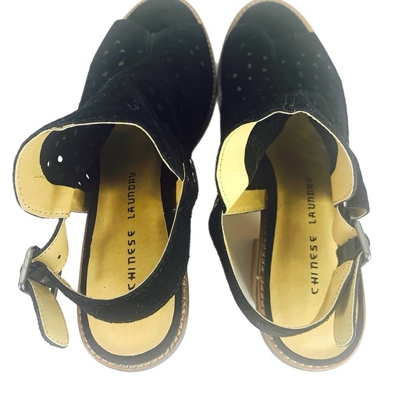 Chinese Laundry Perforated Peep-Toe Black Suede Bootie Women Size: 10 - Picture 7 of 10